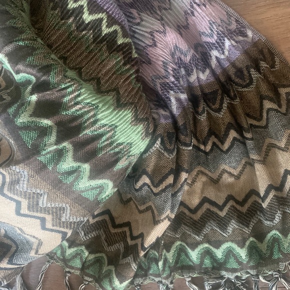 Scarf Mulit Color - Picture 2 of 4